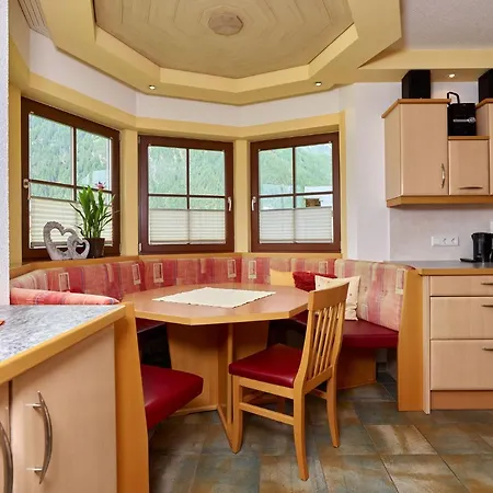 Oetztalblick Лангенфельд